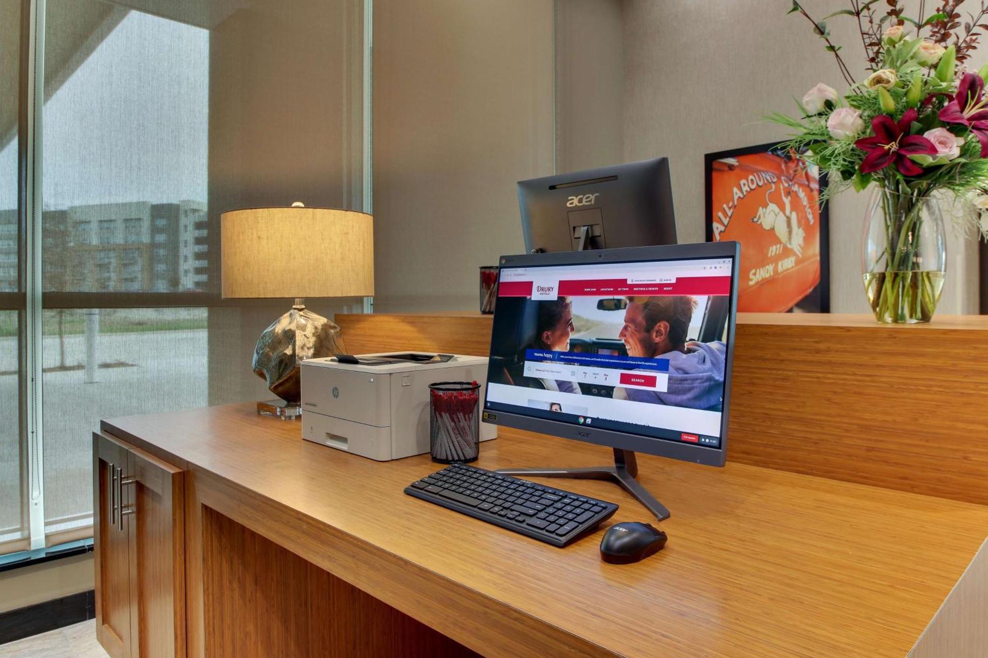 Hotel Drury Plaza Dallas 3*