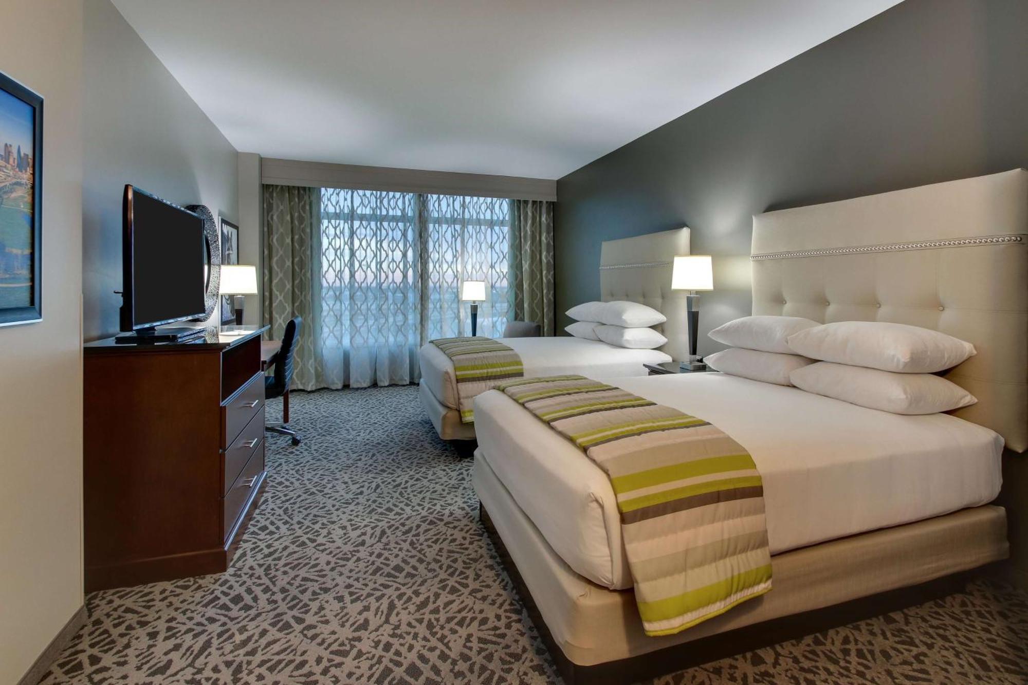 Drury Plaza Dallas Hotel 3*